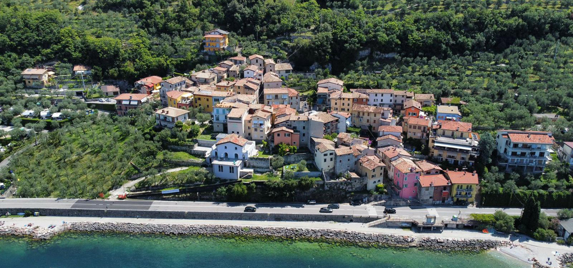Svegliarsi con vista sul lago a Casa Rosa